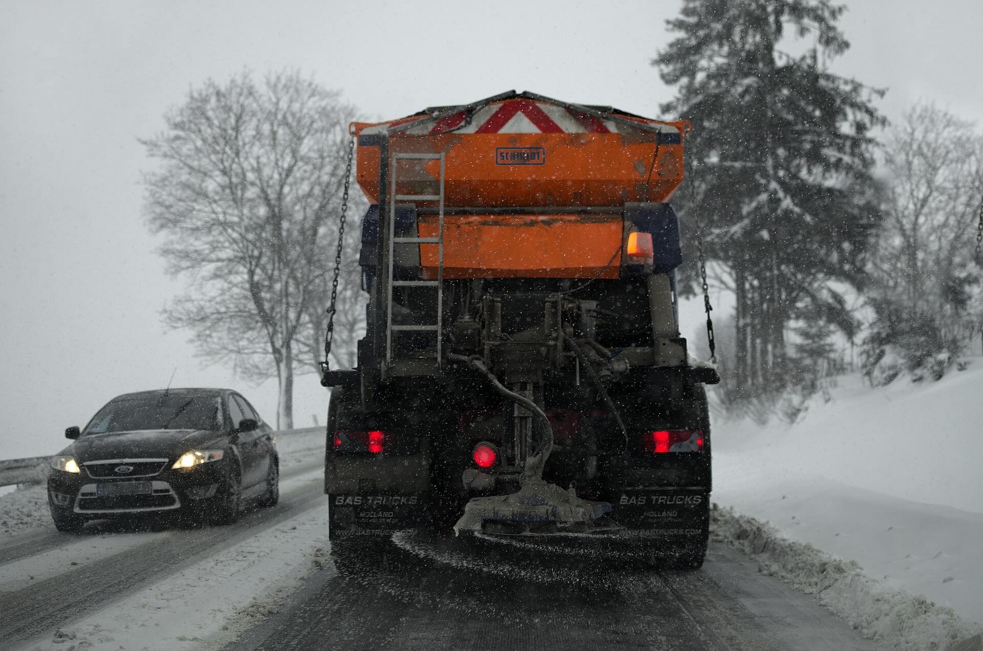 Who Is Responsible for Snowplow Accidents in Wyoming? Blogs by Steven